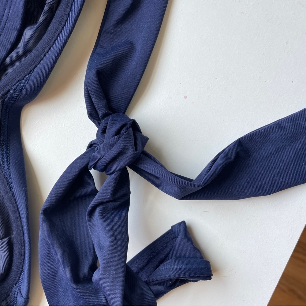 Athleta Bra Cup Wrap Navy Blue Bikini Top Halter 34 B/C - Picture 6 of 8